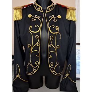 Chaqueta de húsar de la era de la Restauración francesa del siglo XIX, uniforme ceremonial con epaulettes y aiguillettes, vintage. - Product Image 3
