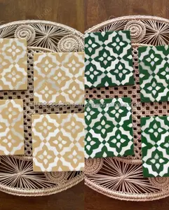 Dessous de verre modernes en résine époxy fabriqués directement Ensemble de sous-verres carrés en bois personnalisables de haute qualité Support de base de service ange - Product Image 3