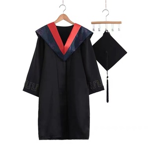 Ensemble de tenue de remise de diplôme classique en polyester avec toque et pompon pour garçons et filles – Qualité personnalisable pour université et maternelle - Product Image 1