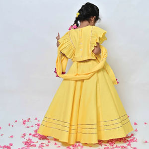Ensemble Lehenga Choli de mariage pour filles de 6 à 9 ans, de qualité supérieure, avec broderie simple, tenue de fête pour enfants, robe ethnique indienne pour les festivals - Product Image 3