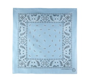 ผ้าพันคอหัวผ้าซาตินทรงสี่เหลี่ยมพิมพ์ลายโลโก้แบบกำหนดเอง - Product Image 1