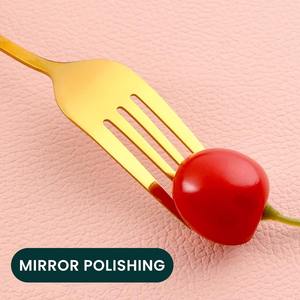 Ensemble de couverts de luxe en marbre vert avec poignées dorées, parfait pour les réunions de famille, l'accueil des invités et les cadeaux, provenant d'Inde - Product Image 5