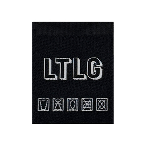 Etiquetas de damasco tejidas personalizadas de primera calidad, cortadas con láser para prendas y bolsos, con personalización de logotipo de empresa, lavables. - Product Image 1