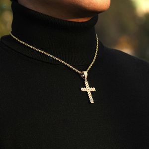Collier pendentif croix serti de diamants de laboratoire, plaqué or massif, style hip-hop, unisexe, style célébrité - Product Image 4