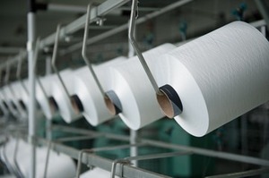 เส้นด้ายผ้าย้อมสีสดใสเส้นด้ายหนา300/96สำหรับถักทอเส้นใยโพลีเอสเตอร์100% ความดื้อรั้นสูง - Product Image 3