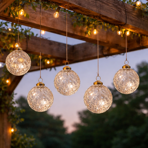 Boule de Noël suspendue en verre, ornement pour arbre de Noël, décoration festive pour la maison |   Décoration d'appoint élégante et saisonnière - Product Image 2