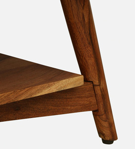 Table basse en bois de manguier de style moderne du milieu du siècle, avec deux tiroirs, de petits boutons en laiton et une étagère inférieure pratique. - Product Image 5