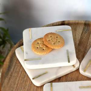 Posavasos de mármol con superficie pulida y base de corcho para una protección segura de la mesa y un elegante colocado de bebidas - Product Image 5