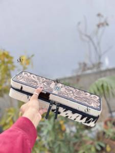 กระเป๋าหนังแท้ทำมือ ทนความร้อน สำหรับใส่เครื่องมือจัดแต่งทรงผม พร้อมช่องเก็บอุปกรณ์อย่างสมบูรณ์แบบ - Product Image 2