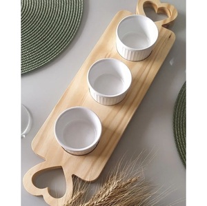 Plateau de service ovale en bois avec trois compartiments, design minimaliste fait main, plateau en bois massif poli pour plats de fête - Product Image 3
