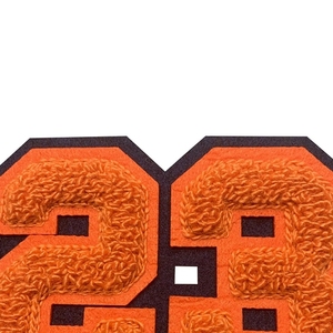 Parche de Chenilla Personalizado y Económico, Hecho en EE. UU., para Bordar en Toallas, Ropa Deportiva, Prendas de Moda y Chaquetas Universitarias - Product Image 4