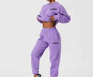 Ensemble de survêtement oversize crème pour femme, comprenant un sweat à capuche épais et un pantalon de jogging à revers assorti, deux pièces, style streetwear décontracté - Product Image 2