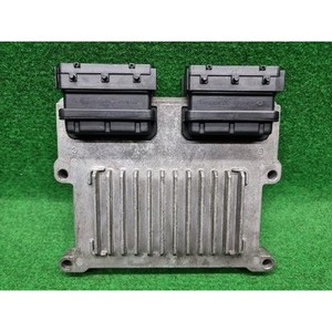 Equus - Módulos de Computación y ECUs Usados 391063CVD0 - Product Image 1