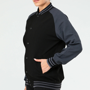 เสื้อแจ็คเก็ตเบสบอล ผ้าขนสัตว์ แบบ Letterman ดีไซน์ปรับแต่งได้ สินค้ามาใหม่ สีดำ ผู้หญิง ไซส์ใหญ่ สำหรับฤดูหนาว พิมพ์ลาย คอตั้ง แบบ Varsity - Product Image 5