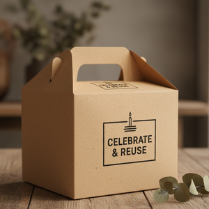 Boîtes à gâteaux jetables écologiques et recyclables en carton ondulé avec fermeture magnétique et poignée, personnalisables avec logo/design graphique (héliogravure/sérigraphie) - Product Image 2