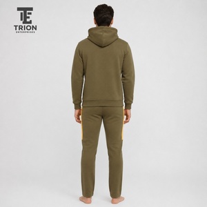 Trajes Deportivos Personalizados para Hombre al por Mayor, Trajes Deportivos Personalizados de Alta Calidad para Entrenamiento en Venta - Product Image 4