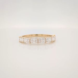 Anillo de boda de media eternidad con diamante cultivado en laboratorio de corte radiante de 1.90 quilates, oro amarillo de 14k, anillo a juego, regalo de aniversario para mujer - Product Image 5
