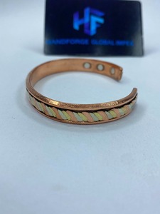 Pulsera de Latón Sólido HGI-23498 de Handforge Global Impex, Venta al por Mayor, Ajustable, Fabricada a Mano, Proveedor, Personalizada, Baño de Oro - Product Image 1