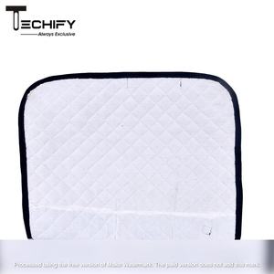 Tapis de selle tout usage matelassé rose doré en polyester avec doublure polaire et sangle de transport pour l'équitation – Durable - Product Image 6