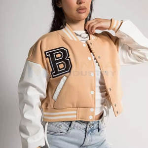 Veste de style universitaire élégante pour femmes, veste d'hiver chaude en laine 100% pour femmes - Product Image 3