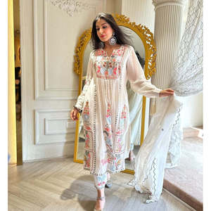 Beau haut Plazzo Dupatta pour femme avec broderie lourde - Product Image 6