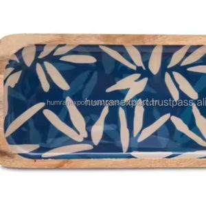 Plato de madera con mango para servir, plato de aperitivos con estampado esmaltado de la mejor calidad con asa - Product Image 1