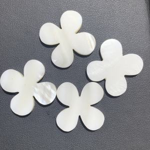 Conchas de mar blancas naturales certificadas por IGI, piedras preciosas sueltas de alta calidad, formas de flores de 9mm, 14mm y 20mm para la fabricación de joyas - Product Image 4