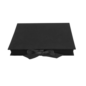 Élégante boîte à bijoux en daim noir pour décorations de mariage - Product Image 1