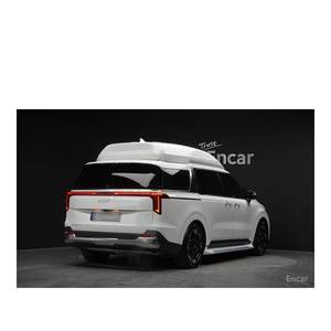 Kia Carnival 9 places essence 2024, limousine haut-bas, 11 719 km, boîte automatique, cuir, pour entreprises spécialisées dans les besoins particuliers - Product Image 2