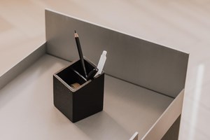 Organisateur de crayons en bois pour accessoires de bureau - Product Image 2