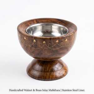 Brûleur d'encens en bois de santal fait main avec insert métallique, support religieux en bois au design unique, utilisation toute saison - Product Image 6