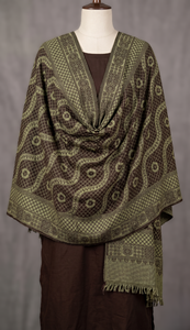 Chal Acrílico para Mujer, Marrón y Verde con Patrón Geométrico, Cálido, Suave y Ligero, Bufanda Étnica para Uso Diario en Invierno - Product Image 3