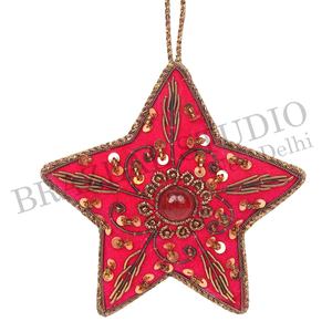 Brazeal Studio, ornements de Noël personnalisés faits à la main, écologiques, en velours satiné, brodés de perles, fils dorés, fabrication - Product Image 2