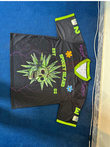 Camiseta de Fútbol Sublimada con Cuello en V para Hombre, con Estampado de Personajes de Rompecabezas, Malla Transpirable, Manga Corta, Diseño Gráfico Completo - Product Image 6