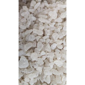 Vente exclusive de gomme Damar naturelle séchée de qualité supérieure, avec une durée de conservation de 12 mois, option d'emballage personnalisé en vrac - Product Image 1