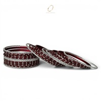 Lot de Bracelets en Acier Inoxydable Rouge Bordeaux pour Enfants, Idéal pour les Fêtes, Fabricant de Bijoux de Mode Indienne