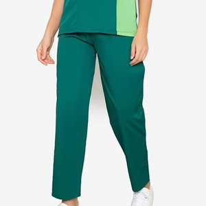 Nouvelle tenue d'infirmière tendance pour femmes, ensembles d'uniformes médicaux pour le personnel hospitalier, blouses d'infirmière bordeaux, hauts d'uniformes d'infirmière à col en V - Product Image 3