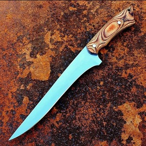 Cuchillo de filetear hecho a mano con mango de madera, hoja de punta de lanza, acero inoxidable de 0.6 mm de grosor, funda de cuero incluida. - Product Image 5