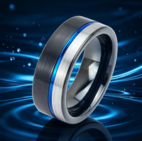 Bague en carbure de tungstène noir avec rainure bleue décentrée et incrustation argentée brossée, alliance pour homme, bijoux sportifs en gros