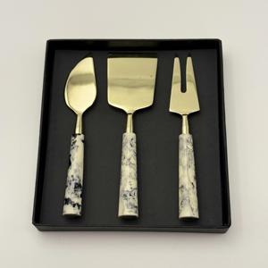 Ensemble de couteaux à fromage artisanaux en acier inoxydable avec manche en résine finition or, pour la table de petit-déjeuner - Product Image 1