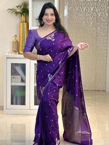 Sari traditionnel pour femme en soie pure Banarasi de luxe, tissé avec des fils d'argent Zari, doux, infroissable, protection solaire, hiver et été - Product Image 4