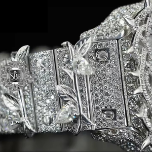 Montre de luxe en or rose sertie de diamants de qualité supérieure, idéale pour les cadeaux et les occasions spéciales, disponible à prix d'exportation depuis l'Inde. - Product Image 4