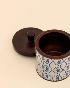 Boîte de rangement cylindrique classique en bambou indien faite à la main pour sel et sucre, empilable, vente en gros - Product Image 6