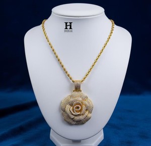 Collar con Colgante de Flor de Rosa Iced Out, Joyería Hip Hop, Micro Pavé 3D, Moissanita VVS, Diamante Cultivado en Laboratorio, Colgante Floral para Mí - Product Image 4
