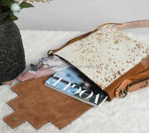 Nuevo estilo, bolso de cuero de estilo occidental con herramientas aztecas occidentales, bolso de mano vintage multicolor, correa de cuero con herramientas elegantes para mujer - Product Image 3