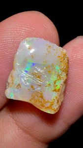 Opale naturelle australienne brute de 3,30 carats, opales multicolores Coober Pedy, pierre précieuse 13x12x4mm, évaluation tierce, couleur - Product Image 1