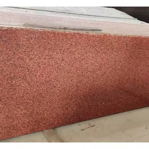 Dalles de pierre en granit rouge indien naturel polies pour comptoirs intérieurs et extérieurs et applications décoratives architecturales - Product Image 1
