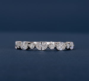 Anillo de Diamantes de Laboratorio de 0.93 Ct, Banda Redonda Ovalada VVS F G, Oro Blanco, Anillo de Diamantes Personalizado al por Mayor, Anillo de Compromiso de Laboratorio - Product Image 1