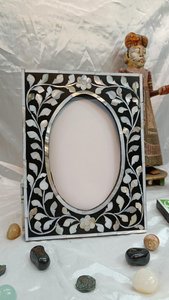 Hand Crafted Fresh Arrival Mother of Pearl Inlay Photo <b>Frame</b> | Black <b>With</b> Leaf Inlay Pattern | Handmade Luxury Décor - Product Image 5