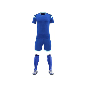Concevez vos propres maillots de football avec des personnalisations, respirants, à séchage rapide, à manches courtes, 100% polyester, ensemble uniforme de football - Product Image 2